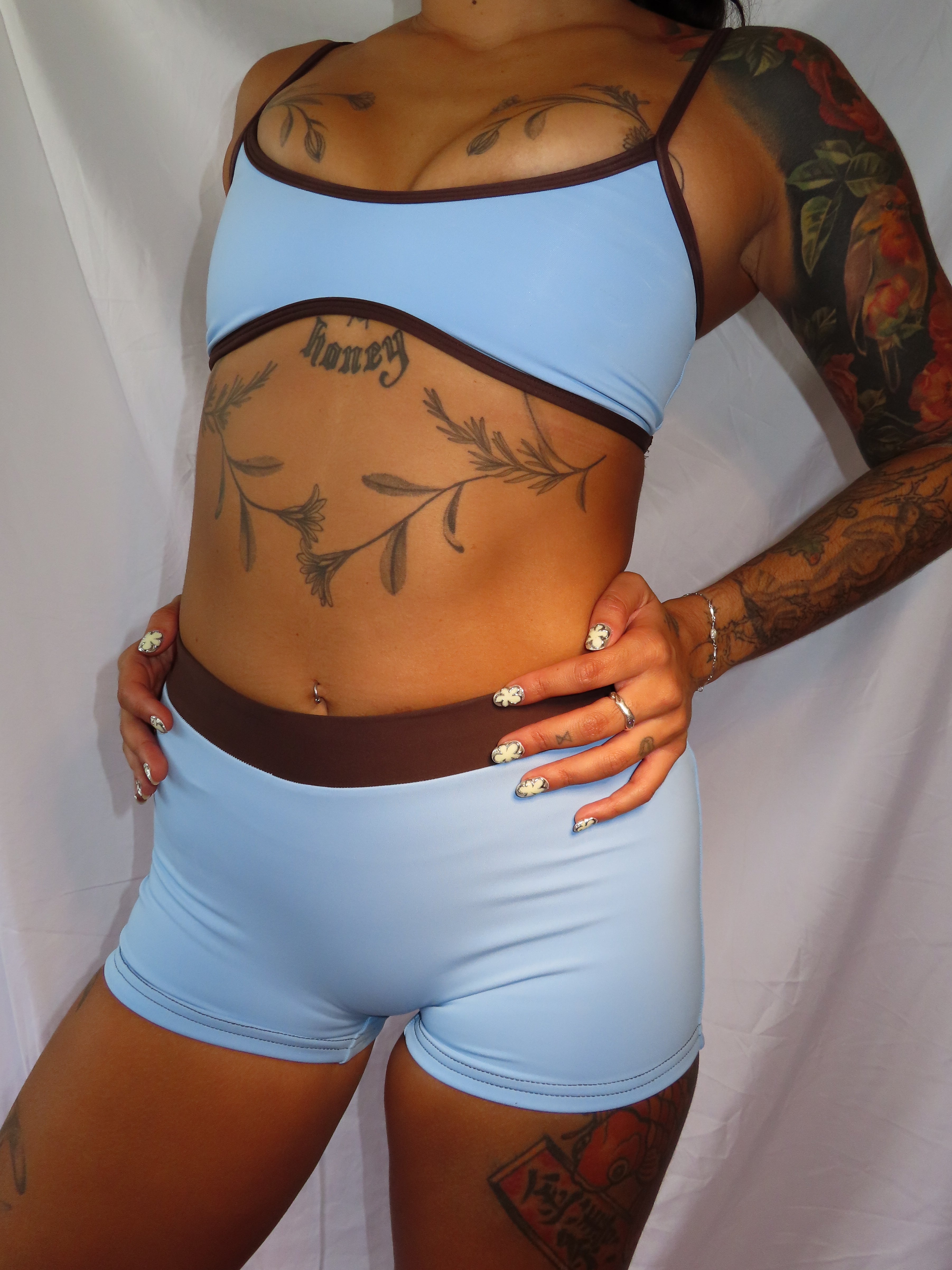 Short Betty - azul y café