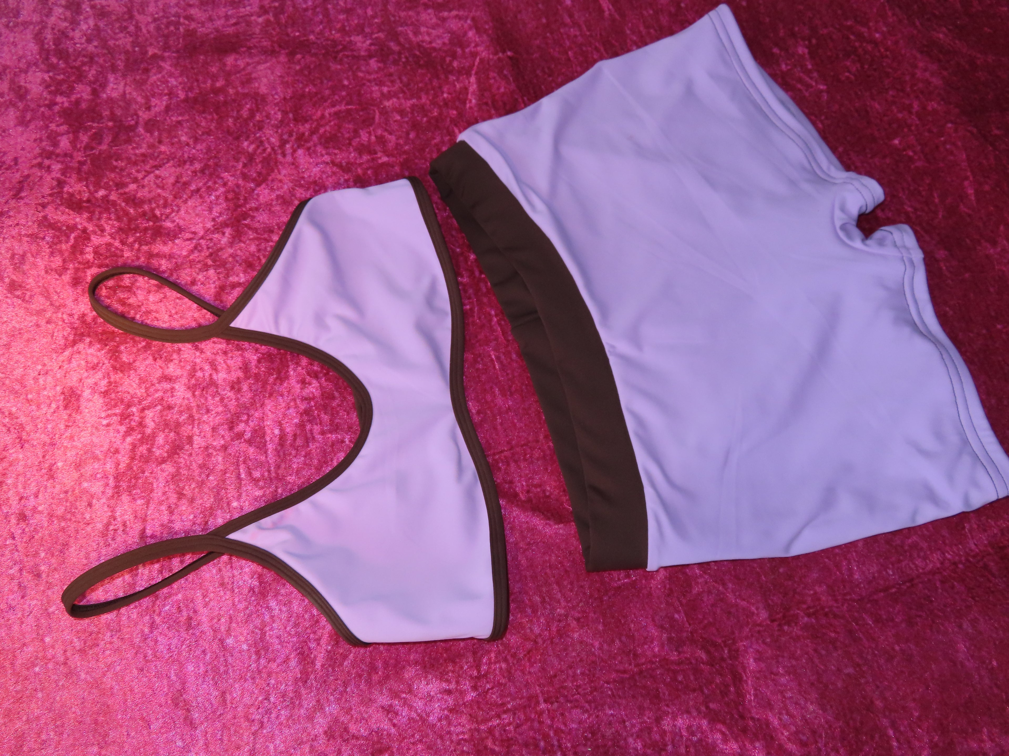 Top Betty - lila y café